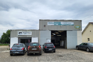 Photo du garage à SAINT MARS DU DESERT : Garage Cahier